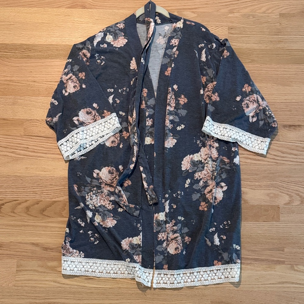 Pinkblush Navy Floral Lace Trim Maternity Robe